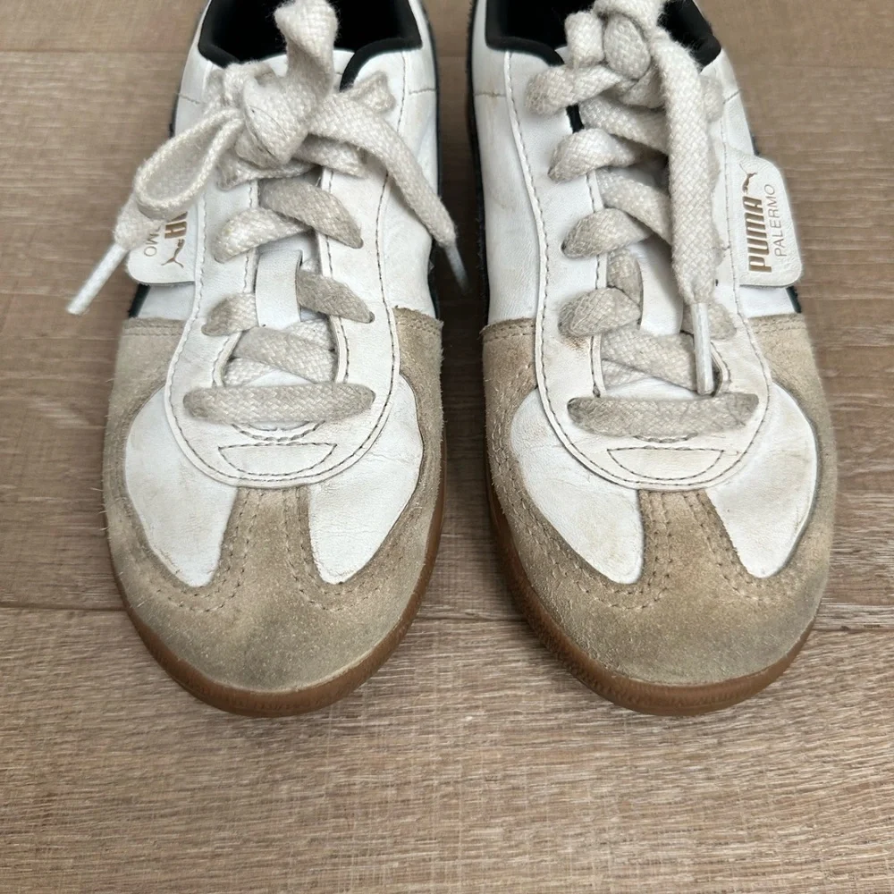 Puma Palermo’s Beige and Black Sneakers